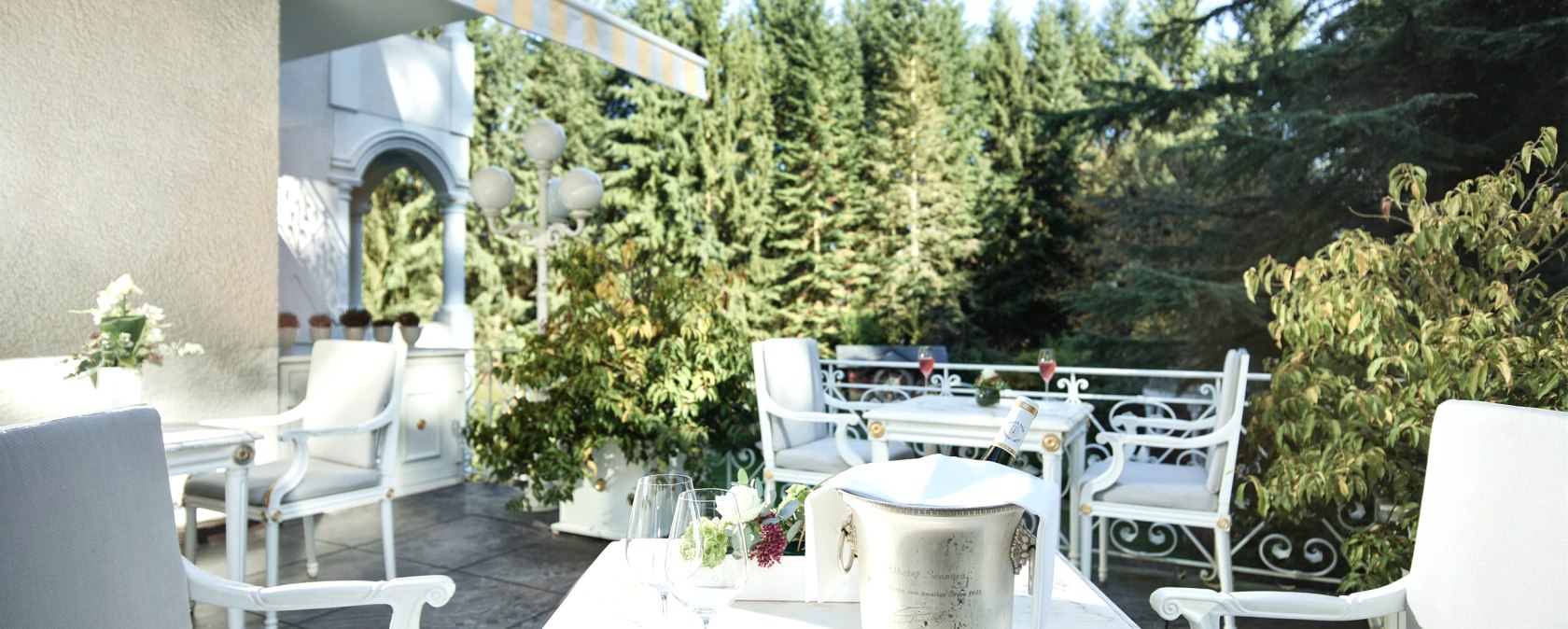 Terrasse Waldhotel Sonnora, &copy; C.Arnoldi