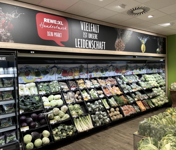 REWE-CENTER Hundertmark - Gemüseabteilung, © REWE-CENTER Hundertmark
