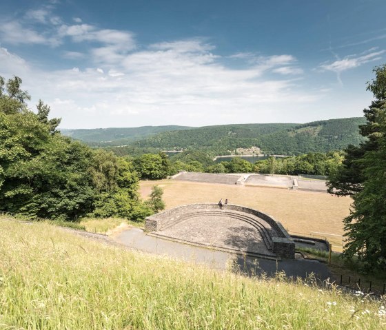 Vogelsang IP, weitl&auml;ufiges Gel&auml;nde mit Aussicht, &copy; Eifel Tourismus GmbH, D. Ketz