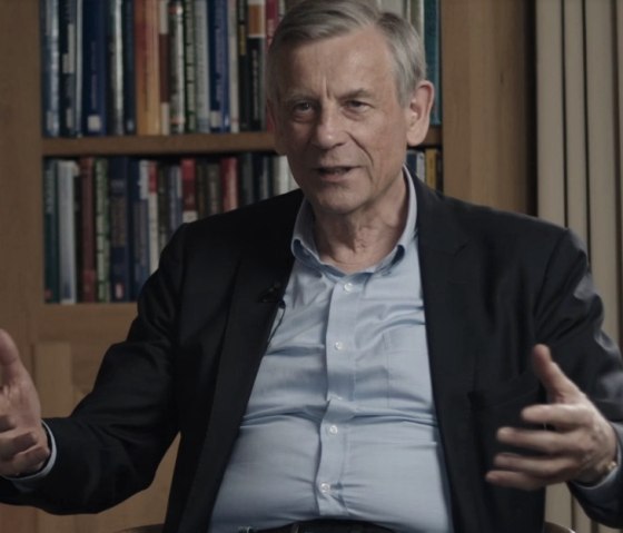 Screenshot aus Video &uuml;ber Prof. Dr. Hermann Simon, &copy; Werbeagentur Meid Meid