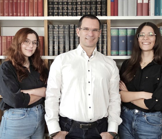 Das Team: Lena Winkelmann, Tim Alexander Heyner, Leonie Wa&szlig;enberg, &copy; Braincode Consulting GmbH