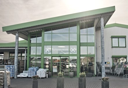 Der Raiffeisen-Markt in Euskirchen-Stotzheim, © Raiffeisen Rhein-Ahr-Eifel