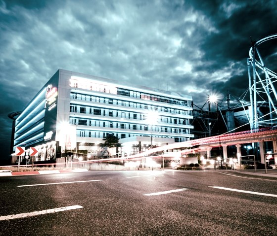 Aussen bei Nacht, &copy; N&uuml;rburg Holding GmbH