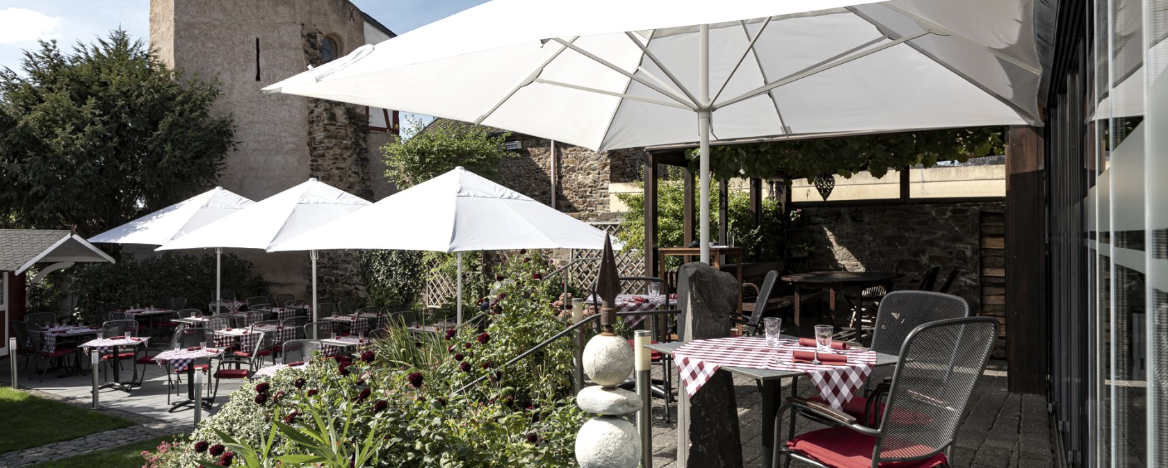 Die Terrasse, &copy; L&ouml;ffel's Landhaus