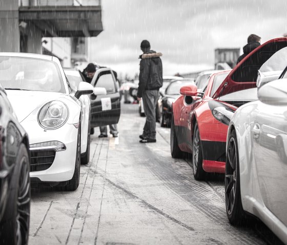 Am N&uuml;rburgring, &copy; Markus Roeb Fotografie und Design