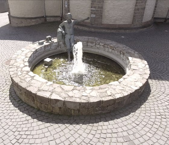 Kaisersesch Brunnen, &copy; Mario Leidens