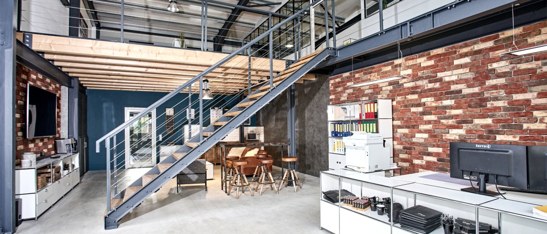 Firmenzentrale - innen, © Bender Systeme/Fotostudio Nieder