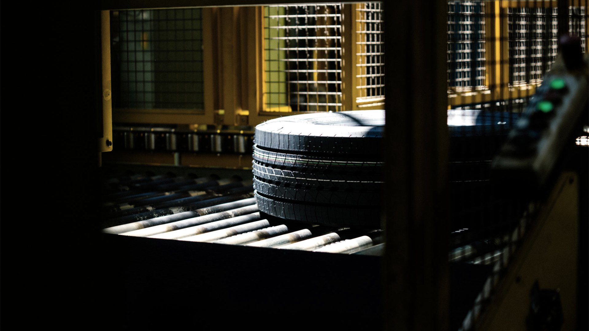 Dunlop Reifenproduktion, © Zukunftsinitiative Eifel (c) Lars May