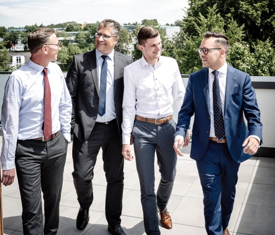 Die Berater sind kompetente Ansprechpartner für ihre Kunden, © Raiffeisenbank Eifel eG