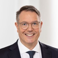 Portrait Ministerpr&auml;sident Schweitzer, &copy; Staatskanzlei RLP  Kay