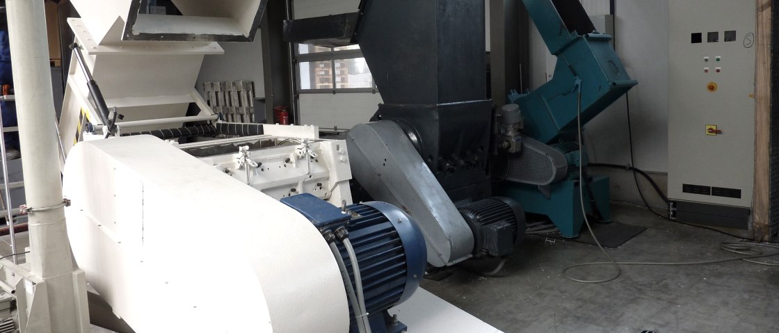 Eine der M&uuml;hlen bei Tetralog, &copy; Tetralog Kunststoffrecycling