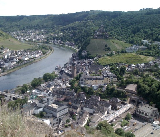 Blick auf Mosel und Reichsburg Cochem