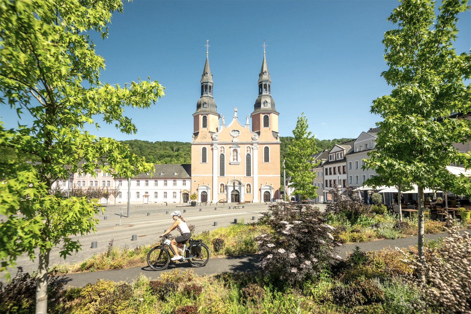 Pr&uuml;m Basilika, &copy; Eifel Tourismus GmbH/Dominik Ketz
