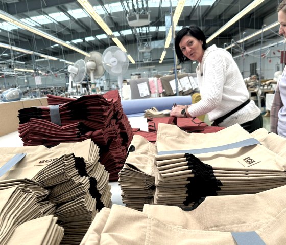 Gen&auml;ht wird in den Rurtalwerkst&auml;tten, &copy; EOE-Eifel Outdoor Equipment