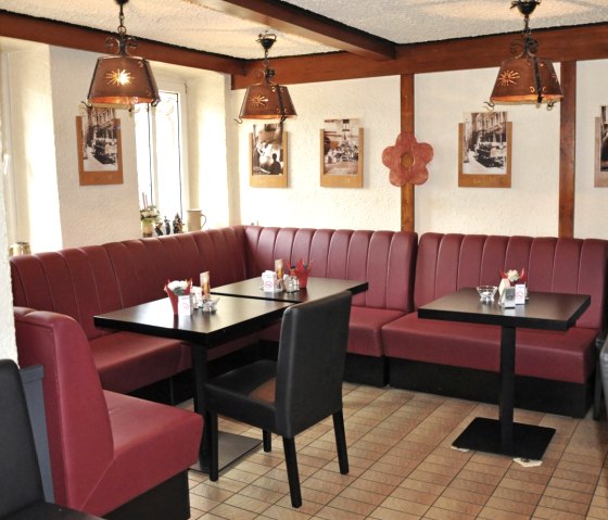 Schnitzelhaus / Pub
