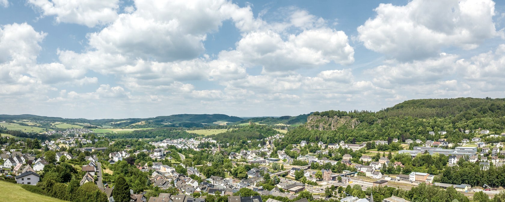 Blick &uuml;ber Gerolstein, &copy; Eifel Tourismus GmbH/Dominik Ketz