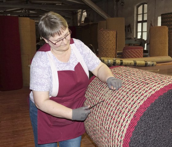 Bei der Konfektionierung, &copy; Gary Retterbush