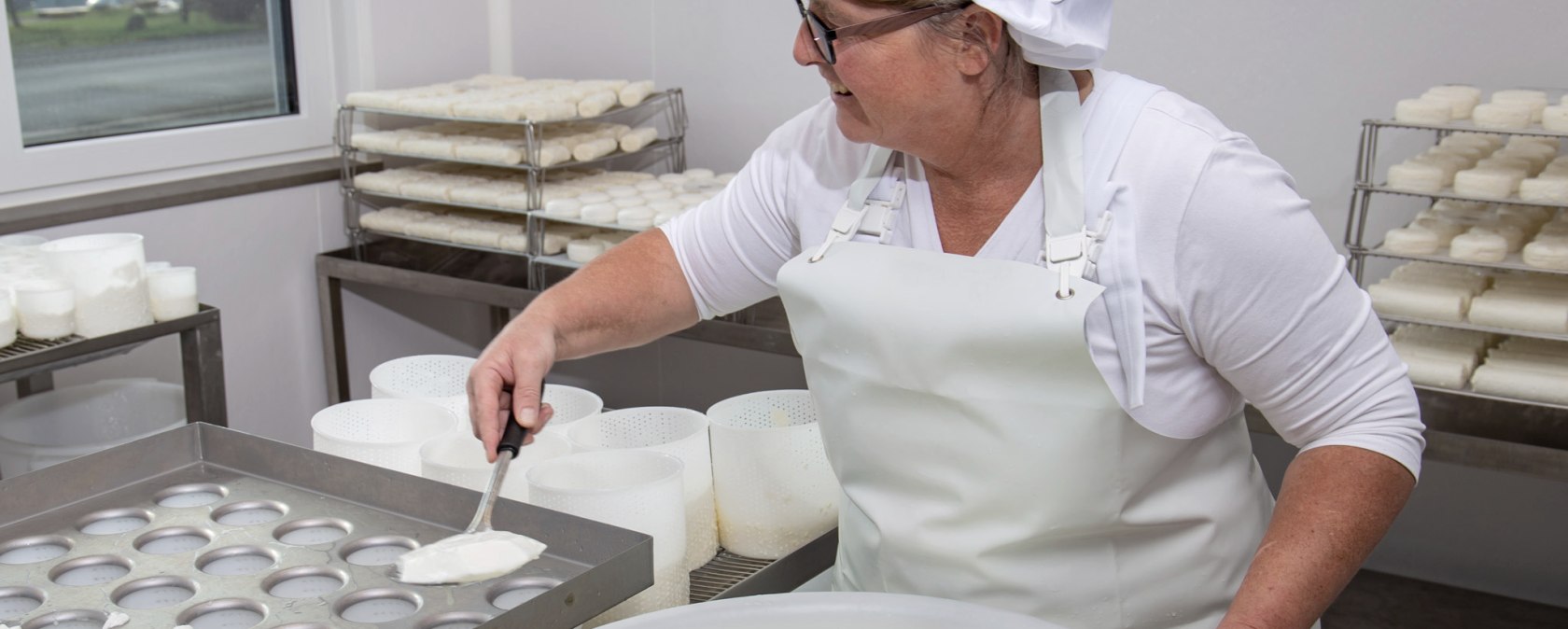 K&auml;seproduktion, &copy; Hommerdinger K&auml;se-Manufaktur &amp; Ziegenhof