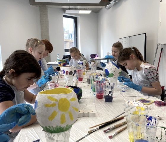 Basteln, &copy; Junior Uni/C. Renkes