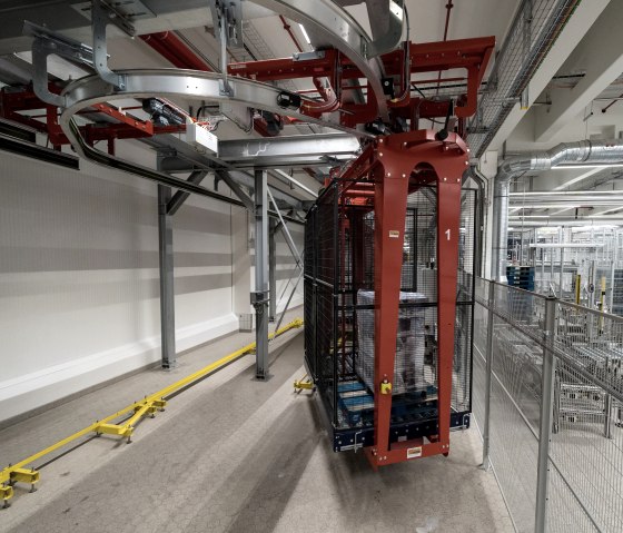 F&uuml;hrerloses Transportsystem, &copy; Hochwald Foods GmbH/Dirk Guldner