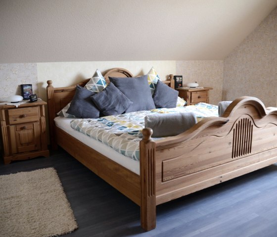 Schlafzimmer-1