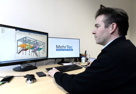 Planungen bei der MehrTec GmbH, &copy; Marke Eifel