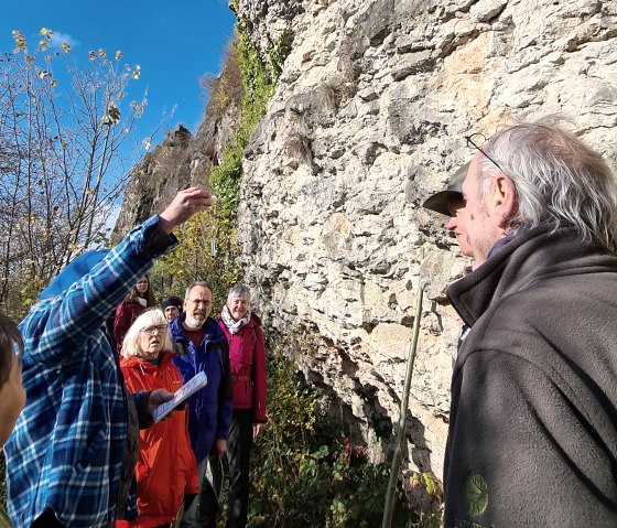 Bei einer Exkursion der Vulkaneifel Akademie, &copy; Natur- und Geopark Vulkaneifel