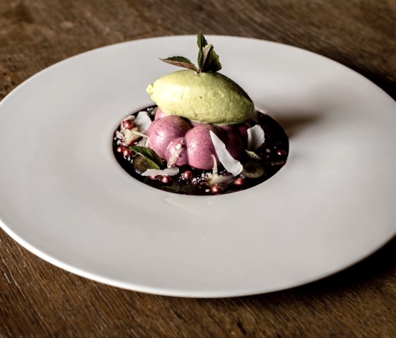 Dessert, &copy; Frank Martini/Martini Media