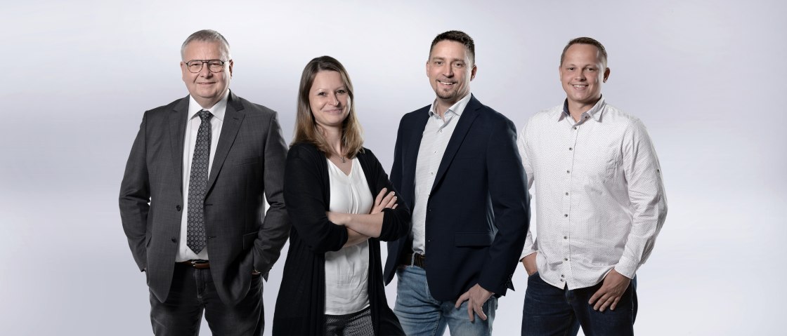 Team AJE Consulting, &copy; AJE Consulting