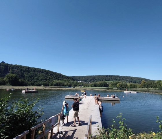 8A4AAF9F-263B-44FC-B581-A3F62F51294A_1_105_c