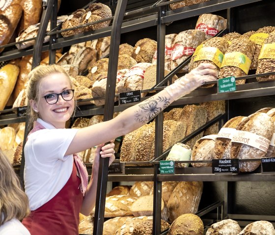 In einer der Nobis-Filialen, &copy; Nobis Printen