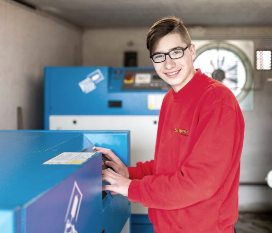 "Eric" bei der Arbeit, &copy; Schmitz Haustechnik - Guido Hoffmann