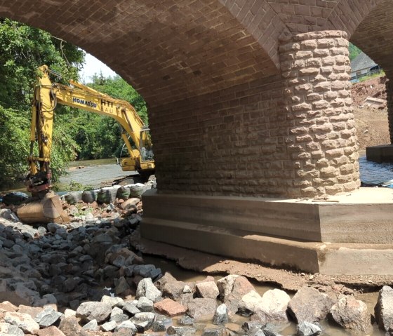 Flussbettarbeiten, &copy; HTI GmbH