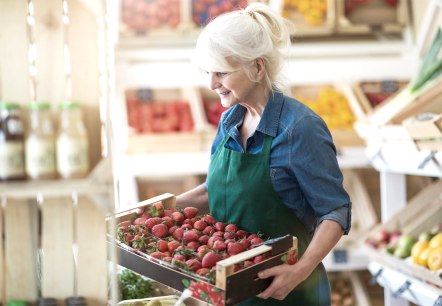 Dorfladen, &copy; pikselstock  / Adobe Stock