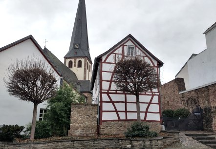 Blick auf die St. Martin Kirche, &copy; Eifel Tourismus/Petra Grebe