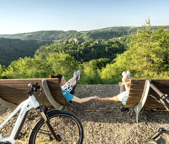 Ausblick auf Kyllburg, Kyll-Radweg bei Wilsecker , &copy; Eifel Tourismus GmbH/Dominik Ketz