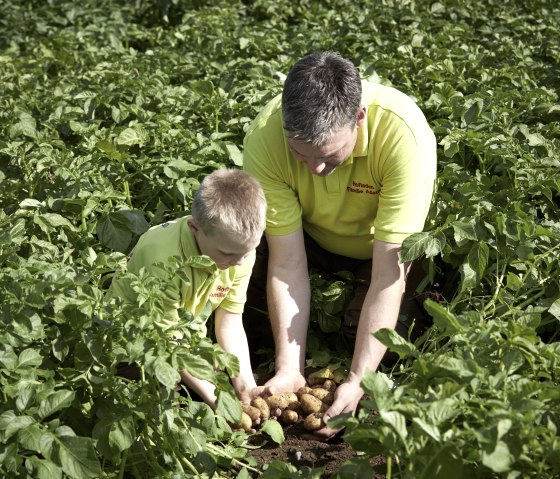 Der Bauernhof ist auch ein Lernort f&uuml;r Kinder, &copy; Jacqueline Kroll