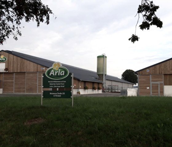 Bio-Bauernhof in der Eibertinger Heide bildet angehende Landwirte aus., &copy; Technisches Institut, R. Reusch