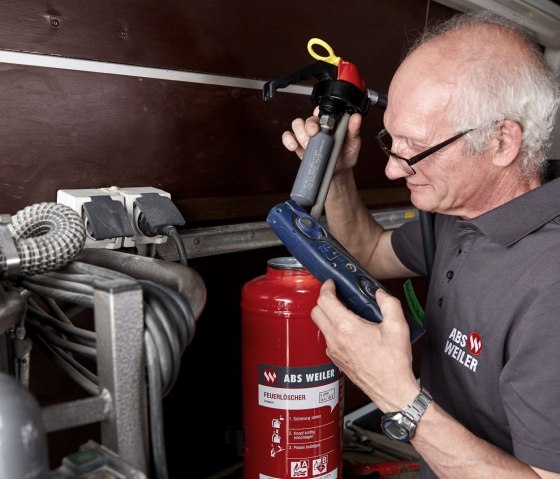 Feuerl&ouml;scher Check, &copy; ABS-Weiler