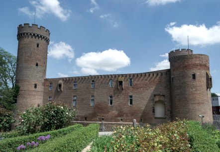 Landesburg Z&uuml;lpich, &copy; Nordeifel Tourismus GmbH