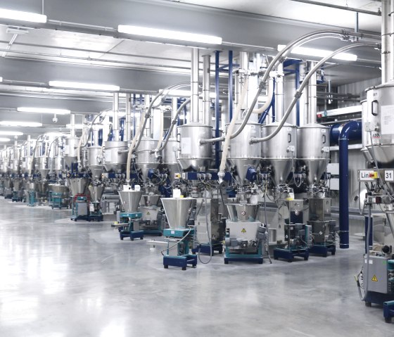 Waagenebene, &copy; AKRO-PLASTIC GmbH