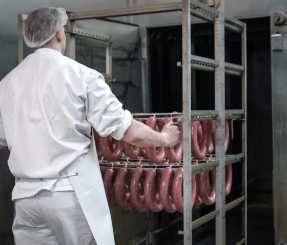 Produktion, &copy; Peter H&uuml;nten  Fleischwaren GmbH
