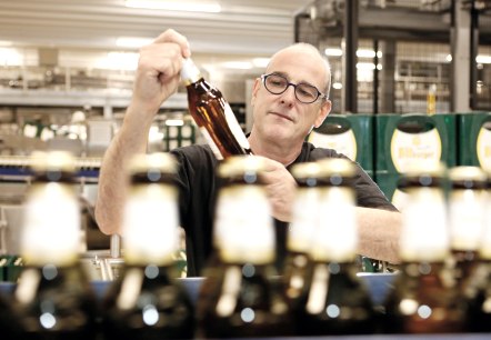 Bitburger Abf&uuml;llung, &copy; Bitburger Braugruppe/Hardy Welsch