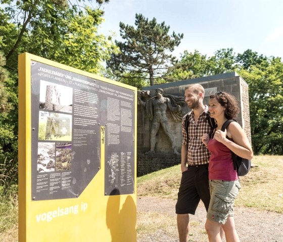 Infotafeln auf Vogelsang IP, &copy; Eifel Tourismus GmbH, D. Ketz