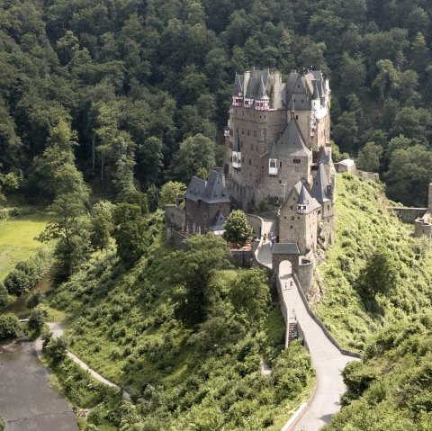 Burg Eltz, &copy; Traumpfade/Kappest