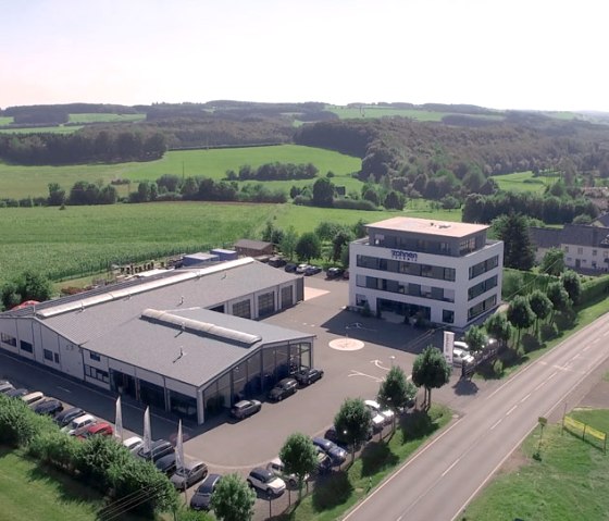 Zahnen Firmengeb&auml;ude, &copy; Zahnen Technik GmbH