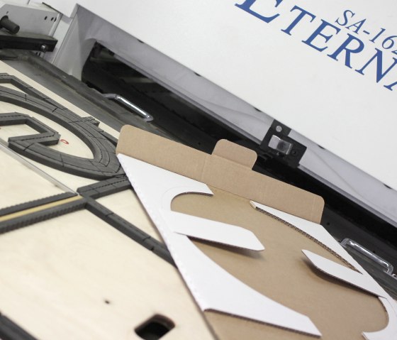 Produktion der Verpackungen, &copy; KTS Verpackungen GmbH