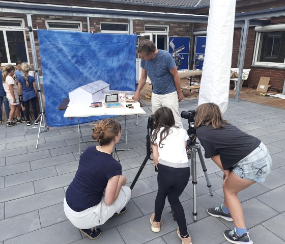 Bei einer Ideenwerkstatt konnten Kinder und Jugendliche ihre Ideen f&uuml;r den DODO-Treff nennen, &copy; DODO-Treff