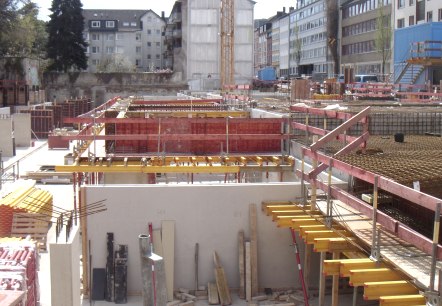 Bauarbeiten an der Schalung., &copy; Bauunternehmung Rudi Henn